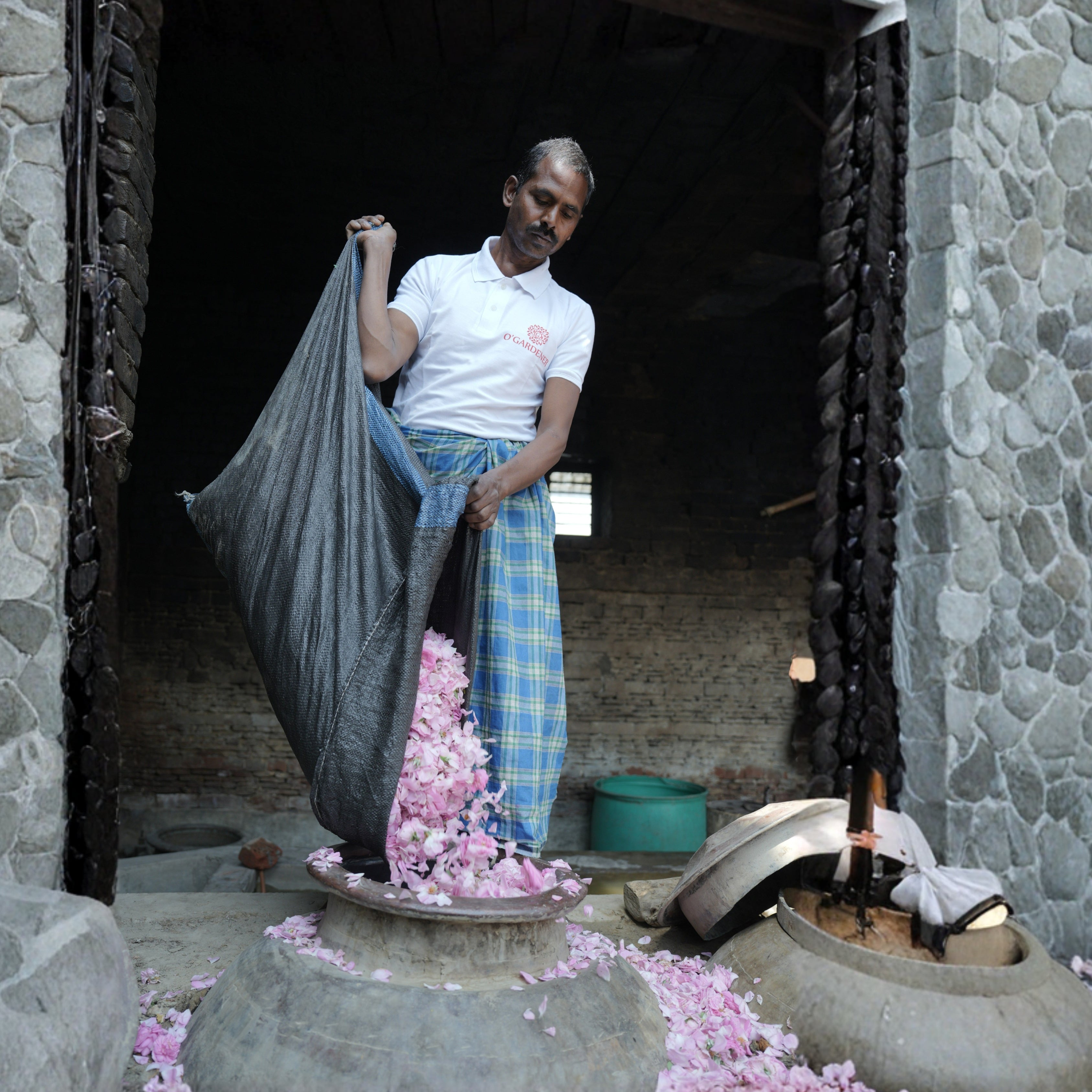 Edible Rose Water (Glass Bottle Spray)